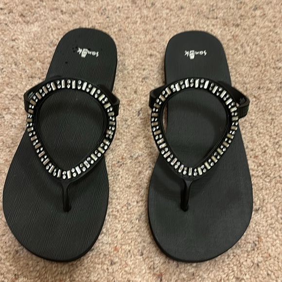 Sanuk | Shoes | Sanuk Ibiza Monaco Rhinestone Flip Flops Sandals Black Size  89 | Poshmark